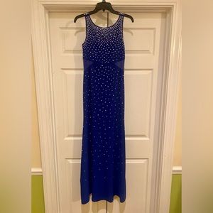 Dark blue prom dress